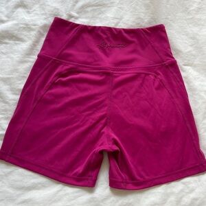 Alphalete Pulse Surge Shorts!